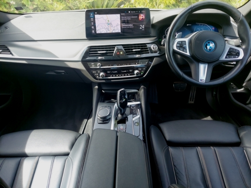 BMW 5 Series 530E M Sport White #3