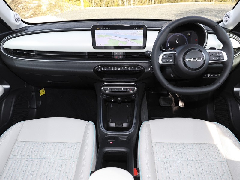 Fiat 600 1.2 Hybrid 48V La Prima Edct-6 Black #3