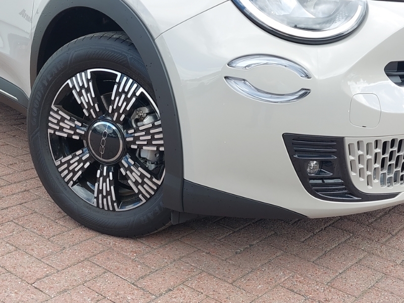 Fiat 600 1.2 Mhev Hybrid Dct Black #20