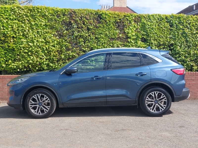 Ford Kuga 1.5 Ecoboost 150 Titanium Edition Blue #4