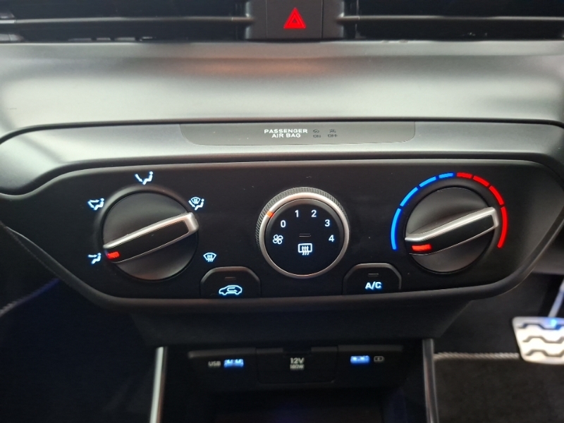 Hyundai Bayon Se Connect Black #16