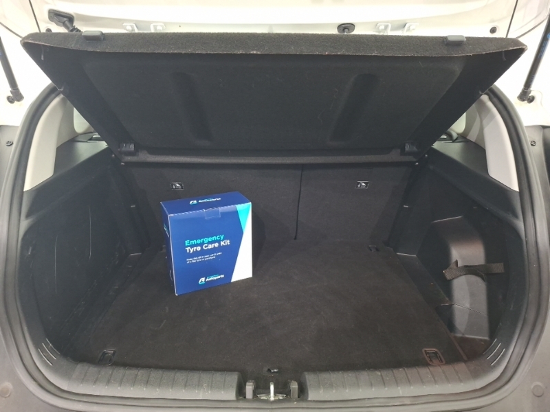 Hyundai Bayon Se Connect Black #18