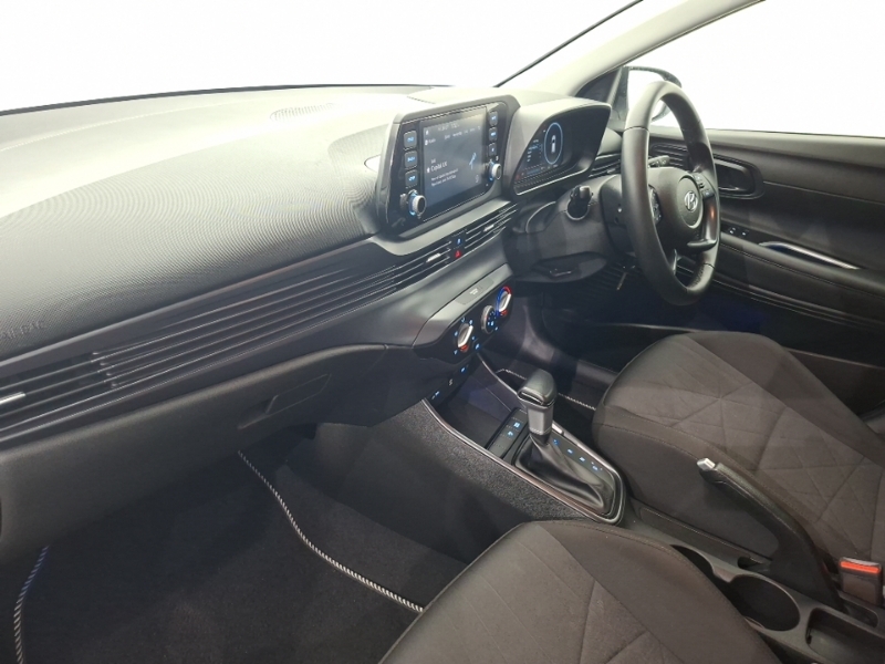 Hyundai Bayon 1.0 Tgdi 48V Mhev Se Connect Dct White #5