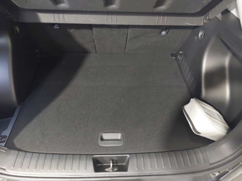 Hyundai Kona Advance Silver #18