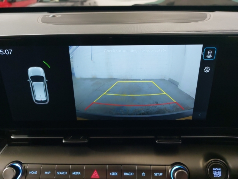 Hyundai Kona Advance Silver #9