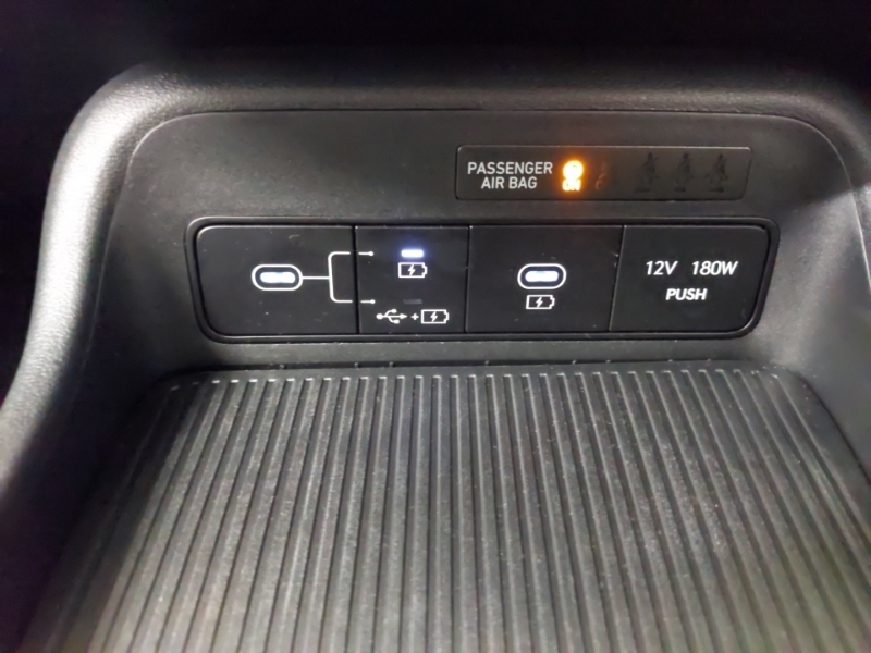 Hyundai Kona Advance Silver #16