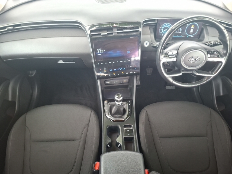 Hyundai Tucson 1.6 Tgdi Premium 2Wd White #3