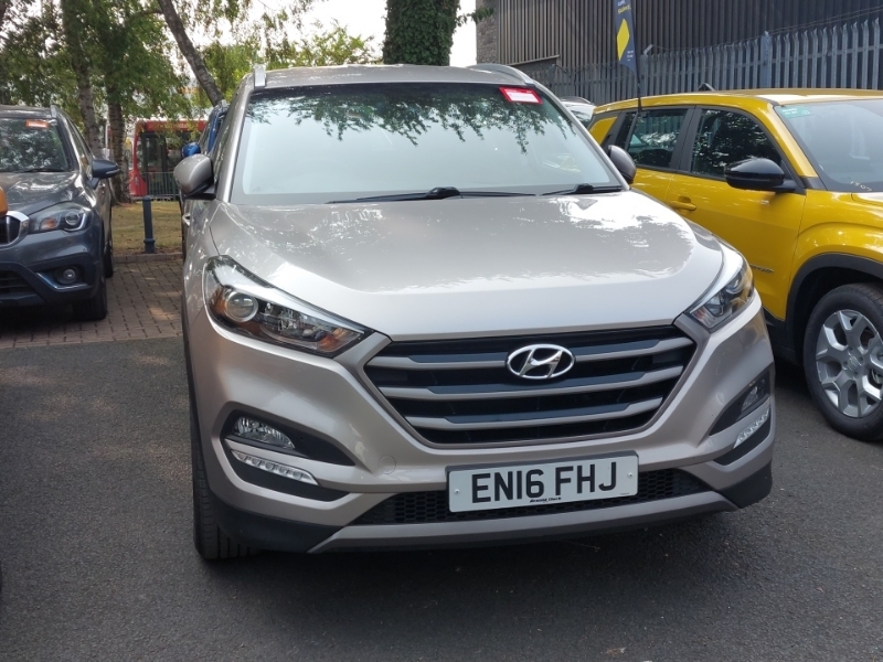 Hyundai Tucson 1.6 Gdi Blue Drive Se 2Wd Beige