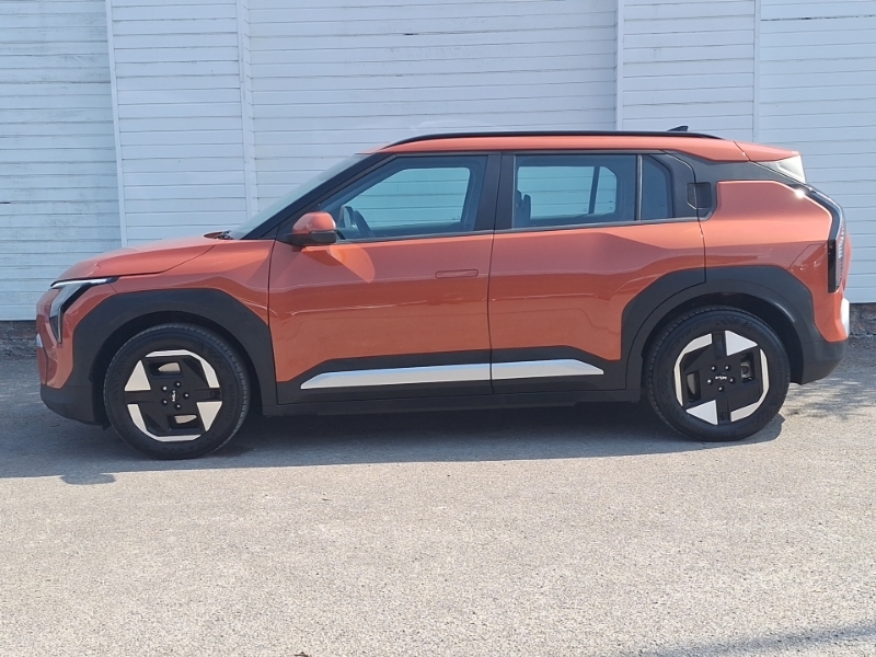 Kia EV3 150Kw Air 81.4Kwh Orange #4