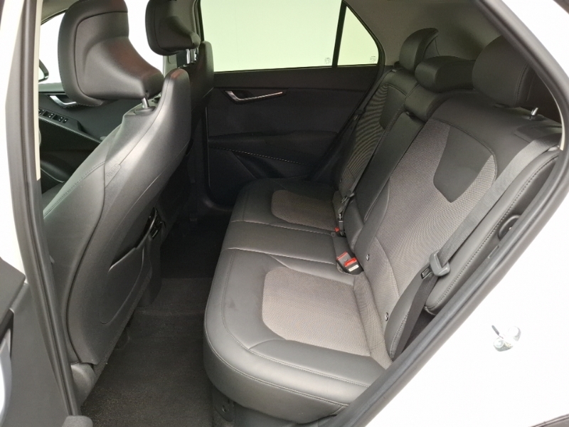 Kia Niro 1.6 Gdi Hybrid 3 Dct White #6