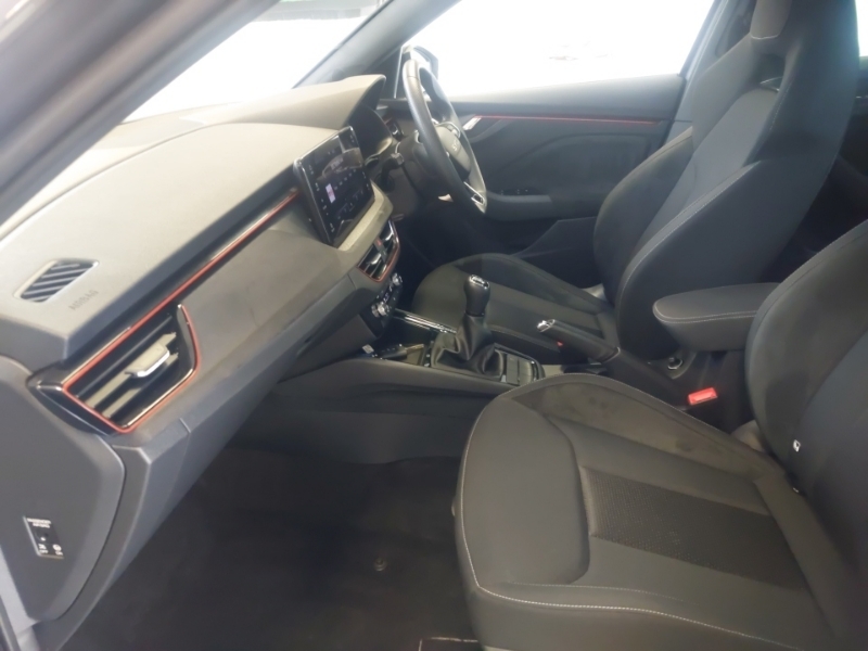 Skoda Kamiq 1.0 Tsi Design Edition Grey #4