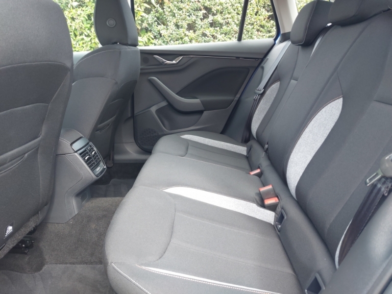 Skoda Kamiq 1.0 Tsi Se Edition Blue #6