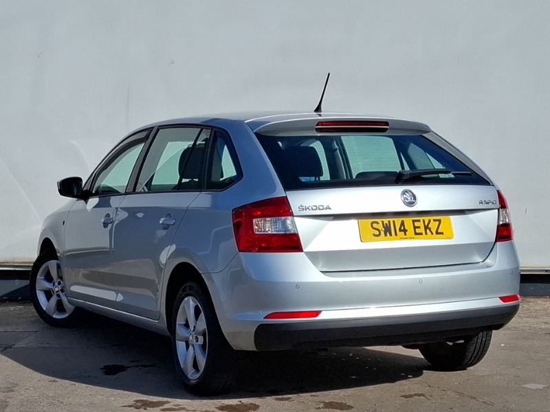 Skoda Rapid Spaceback 1.6 Tdi Cr 90 Se Silver #2