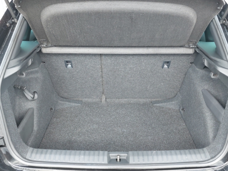 Skoda Kamiq Hatchback #18