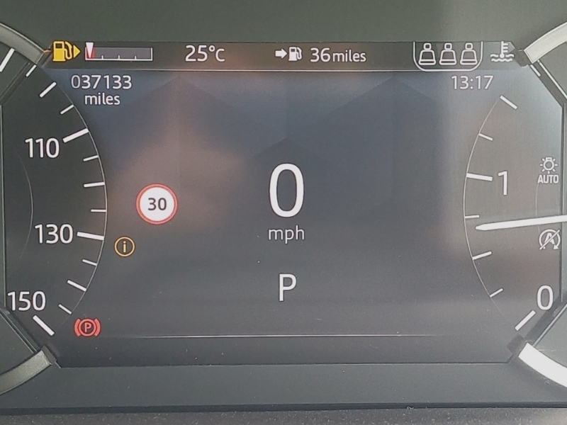Land Rover Range Rover Evoque 1.5 P300e R-dynamic S White #17