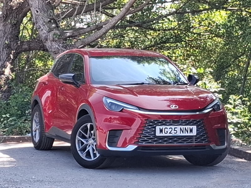Lexus LBX 1.5 Premium E-cvt Red