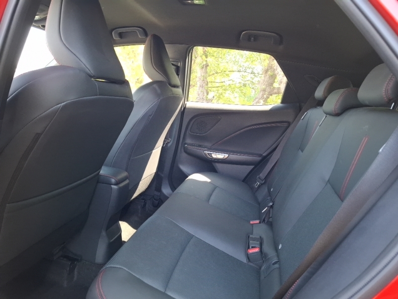 Lexus LBX 1.5 Premium E-cvt Red #6