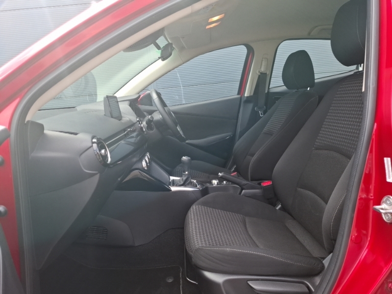 Mazda 2 1.5 Se-l Nav Red #5