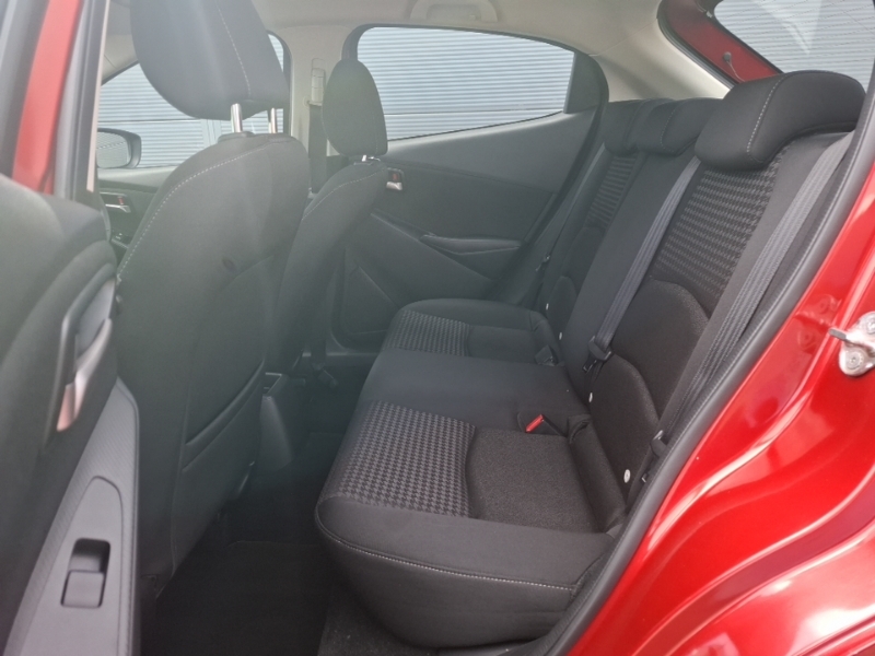 Mazda 2 1.5 Se-l Nav Red #6