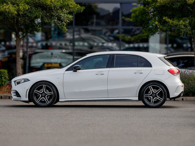 Mercedes-Benz A Class A200 Amg Line Executive Edition White #4