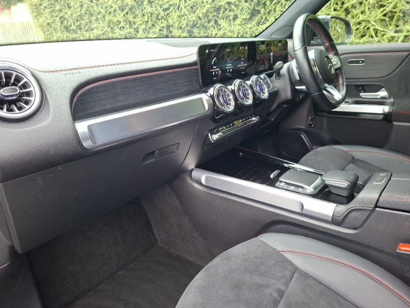 Mercedes-Benz EQB Eqb 300 4Matic 168Kw Amg Line 66.5Kwh Black #5