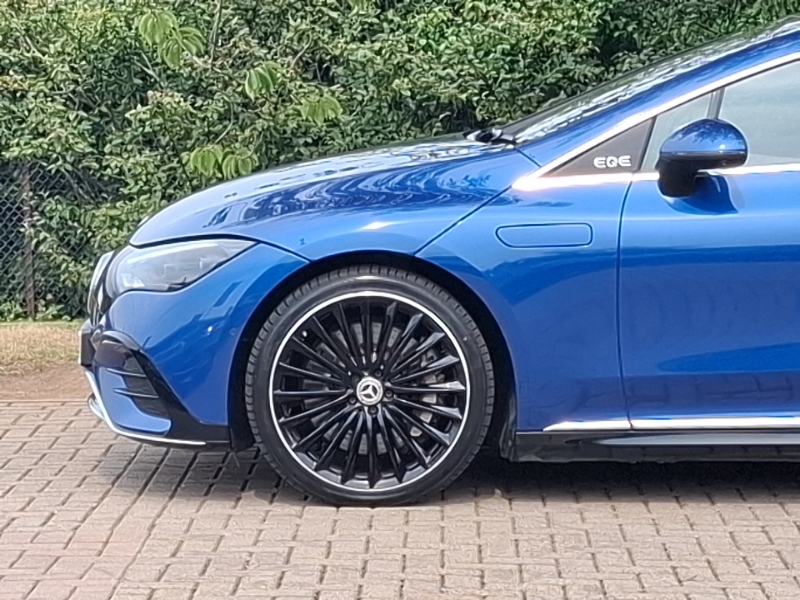 Mercedes-Benz EQE Amg Line Silver #18