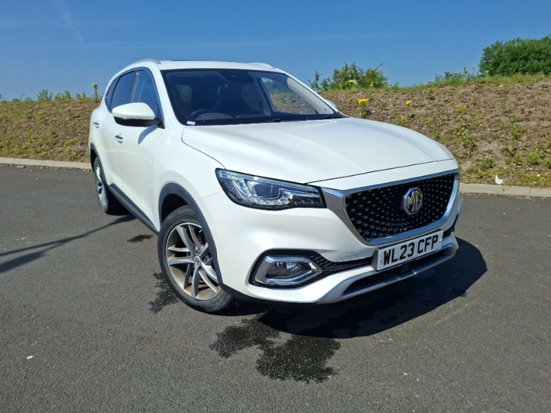 MG HS 1.5 T-gdi Exclusive White