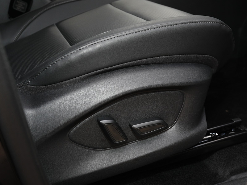 MG ZS 1.5 Hybrid Trophy Black #17