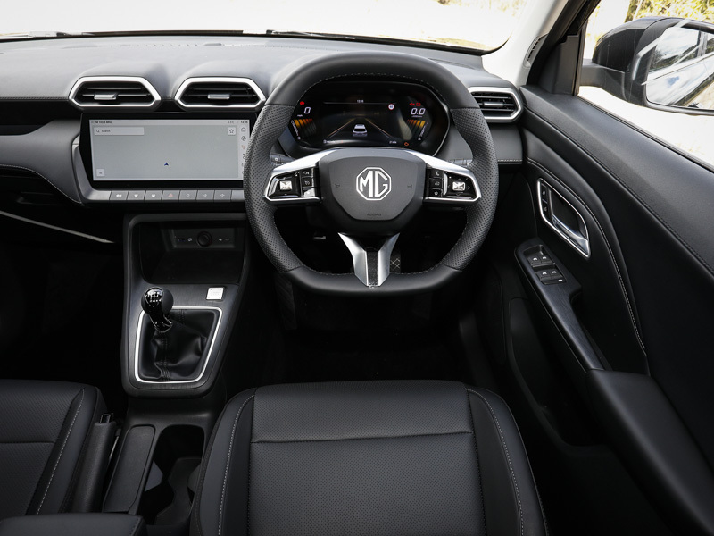 MG ZS 1.5 Hybrid Trophy Black #10