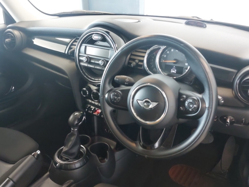 Mini Hatch 1.5 Cooper D Blue #4