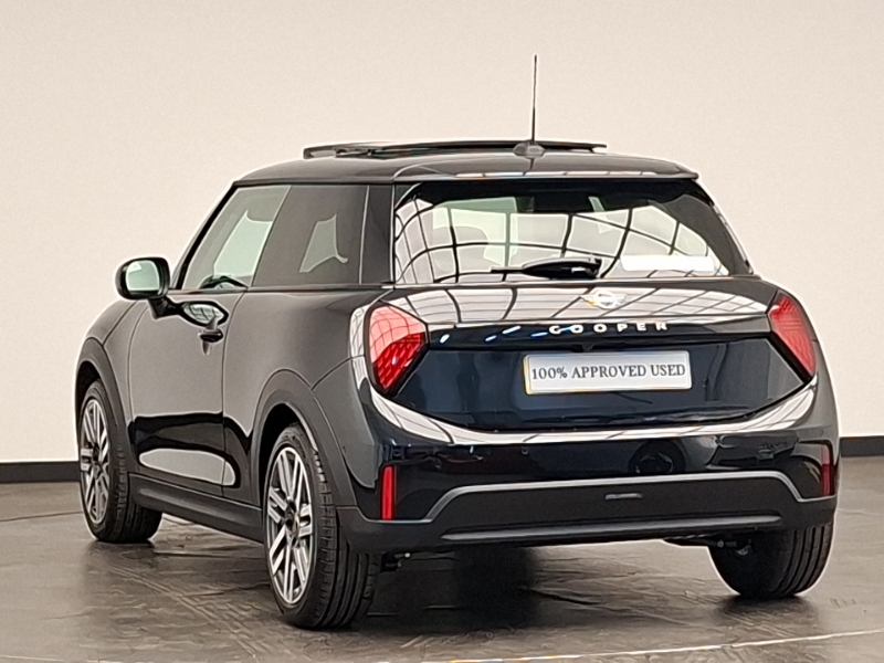 Mini Hatch 1.5 C Classic SC26WPZ Black #2