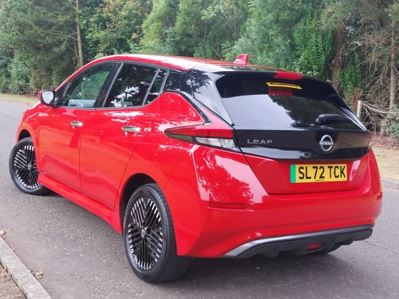 Nissan Leaf 160Kw E N-connecta 62Kwh Red #2