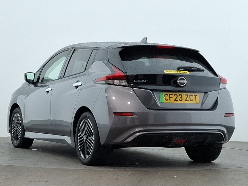 Nissan Leaf 110Kw N-connecta 39Kwh Grey #2