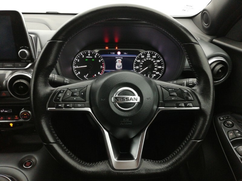 Nissan Juke Dig T Tekna Dct Red #11