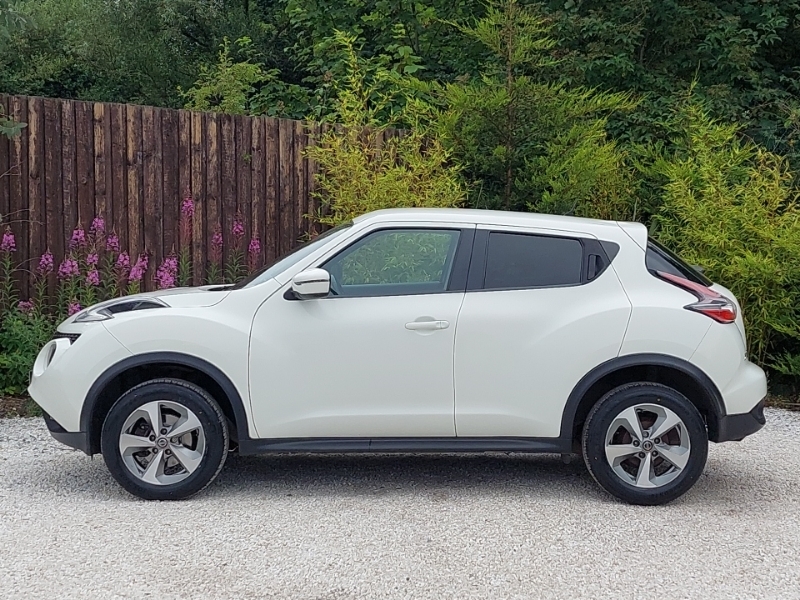 Nissan Juke 1.6 112 Acenta Cvt White #4