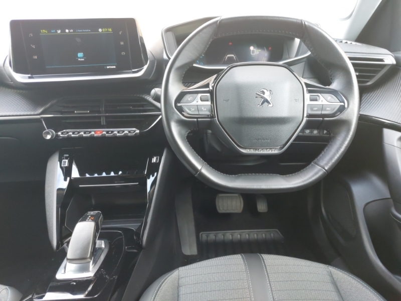 Peugeot e-2008 50Kwh Gt Premium Blue #8