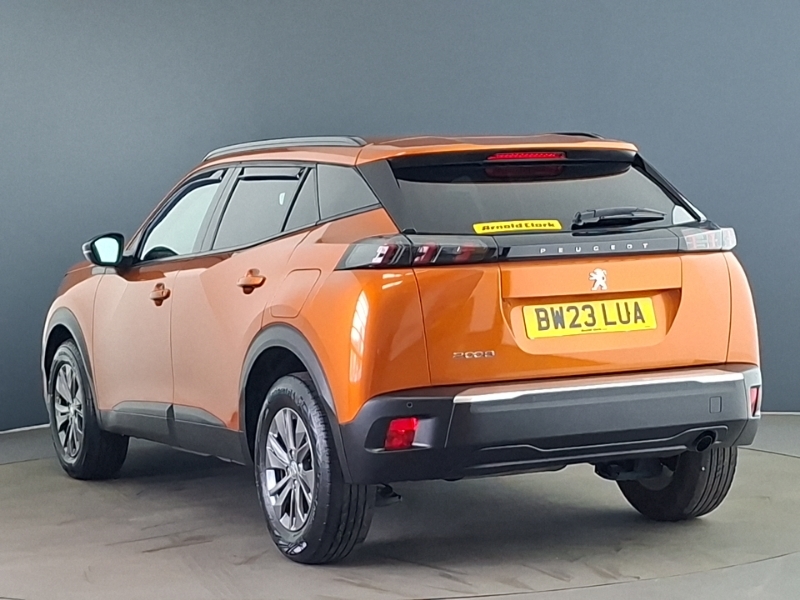 Peugeot 2008 1.2 Puretech Active Premium BW23LUA Orange #2