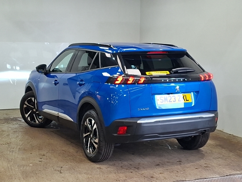 Peugeot 2008 1.2 Puretech Allure Premium Blue #2
