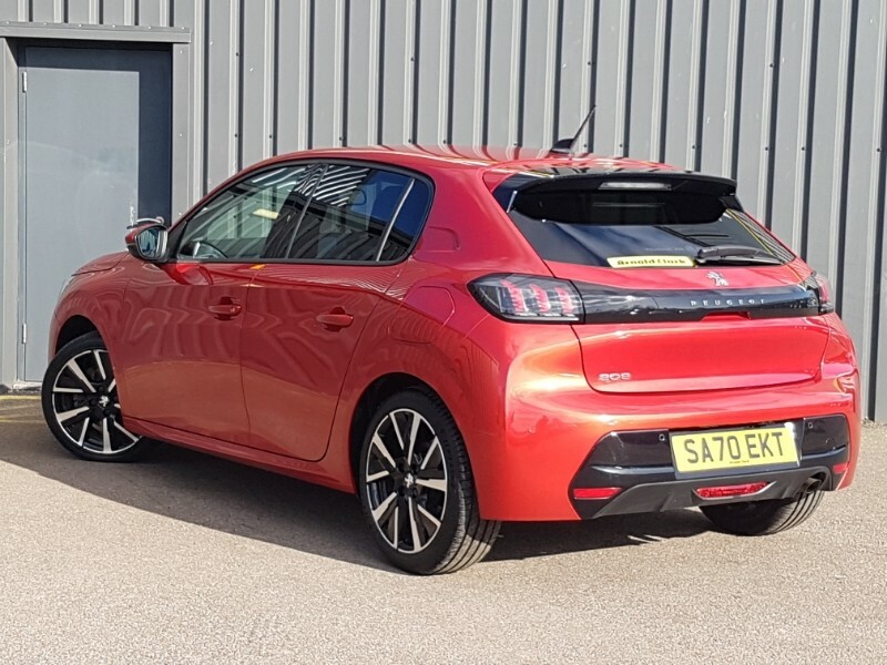 Peugeot 208 1.2 Puretech 100 Allure SA70EKT Red #2