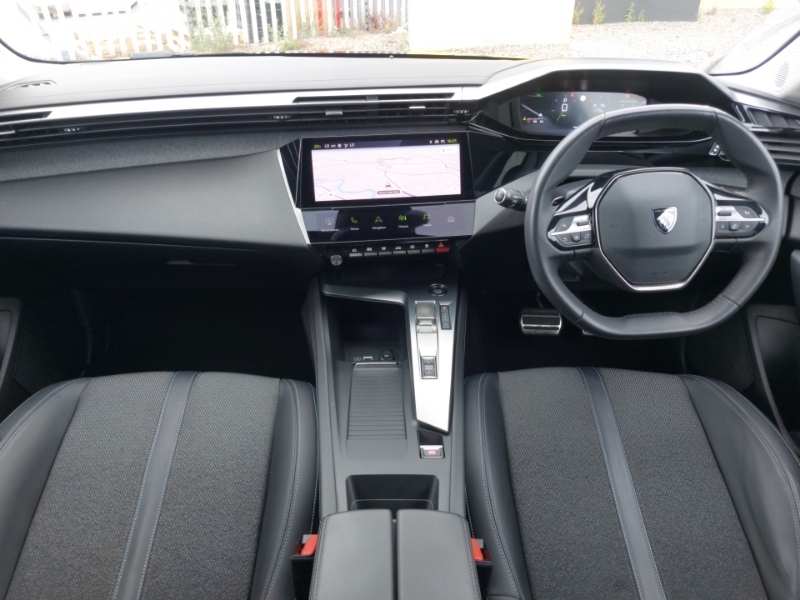 Peugeot 308 1.5 Bluehdi Allure Premium Eat8 Green #3