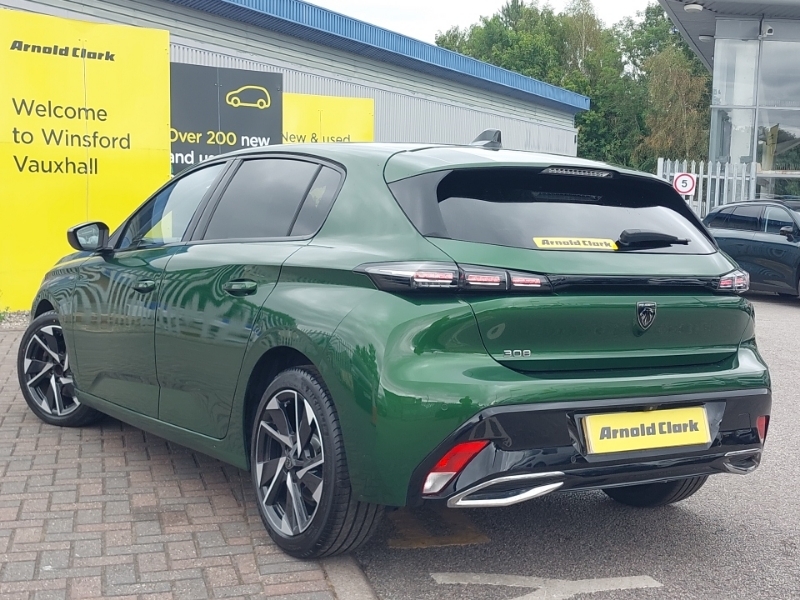 Peugeot 308 1.5 Bluehdi Allure Premium Eat8 Green #2