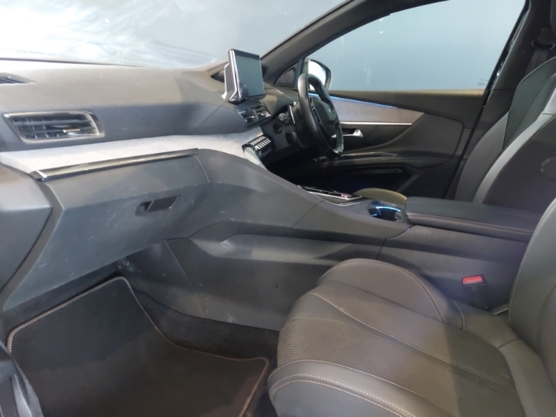 Peugeot 5008 1.5 Bluehdi Gt Eat8 LY23NZH Black #4