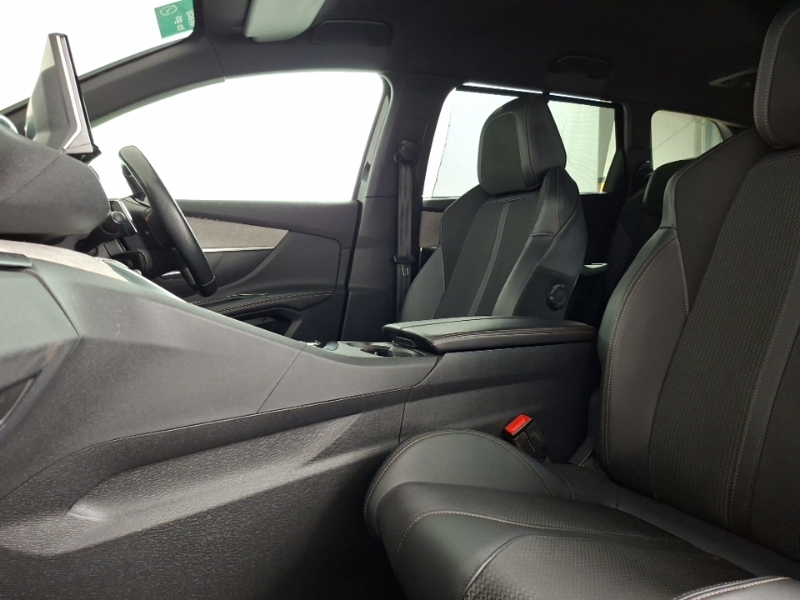 Peugeot 5008 1.5 Bluehdi Gt Eat8 BT23ULK Black #5