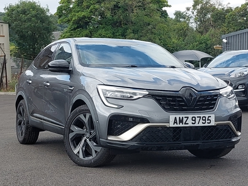 Renault Arkana 1.6 E-tech Full Hybrid 145 Engineered Grey