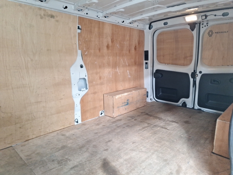 Renault Trafic Ll30 Blue Dci 130 Advance Safety Van SG74KBF White #6