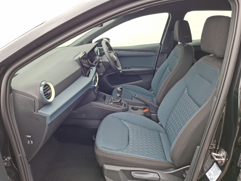 Seat Ibiza 1.0 Tsi 95 Se Technology KT26MXS Black #5