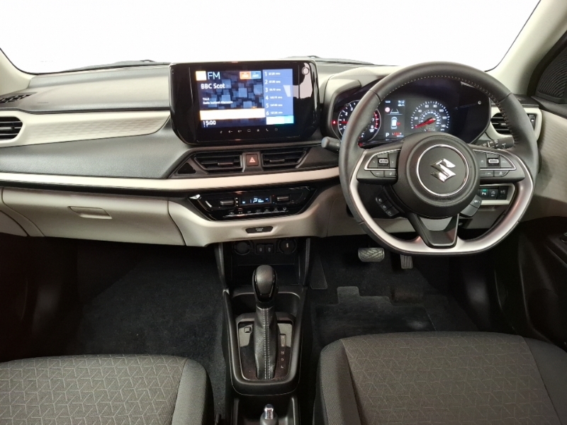 Suzuki Swift 1.2 Mild Hybrid Motion Cvt White #3