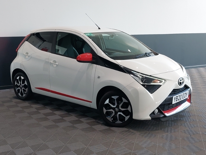 Toyota Aygo Hatchback White #7