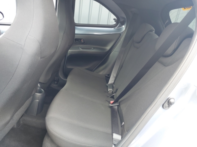 Toyota Aygo X 1.0 Vvt-i Edge YK24GEX Grey #6
