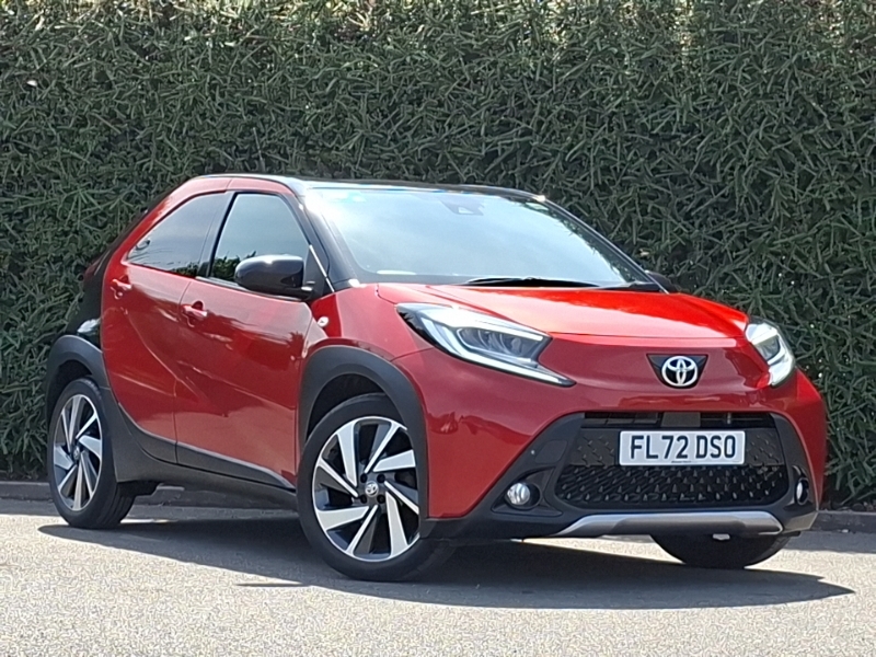 Toyota Aygo X 1.0 Vvt-i Exclusive Red